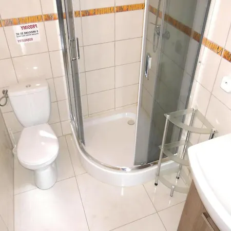 Bungalow With Terrace And Scenic Grounds, Cleaning Included Holiday home *